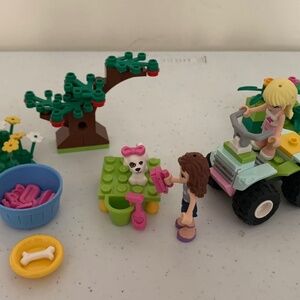 Lego Friends Stephanie's Pet Patrol & Mia's Puppy House (Sets 3935 & 3934)